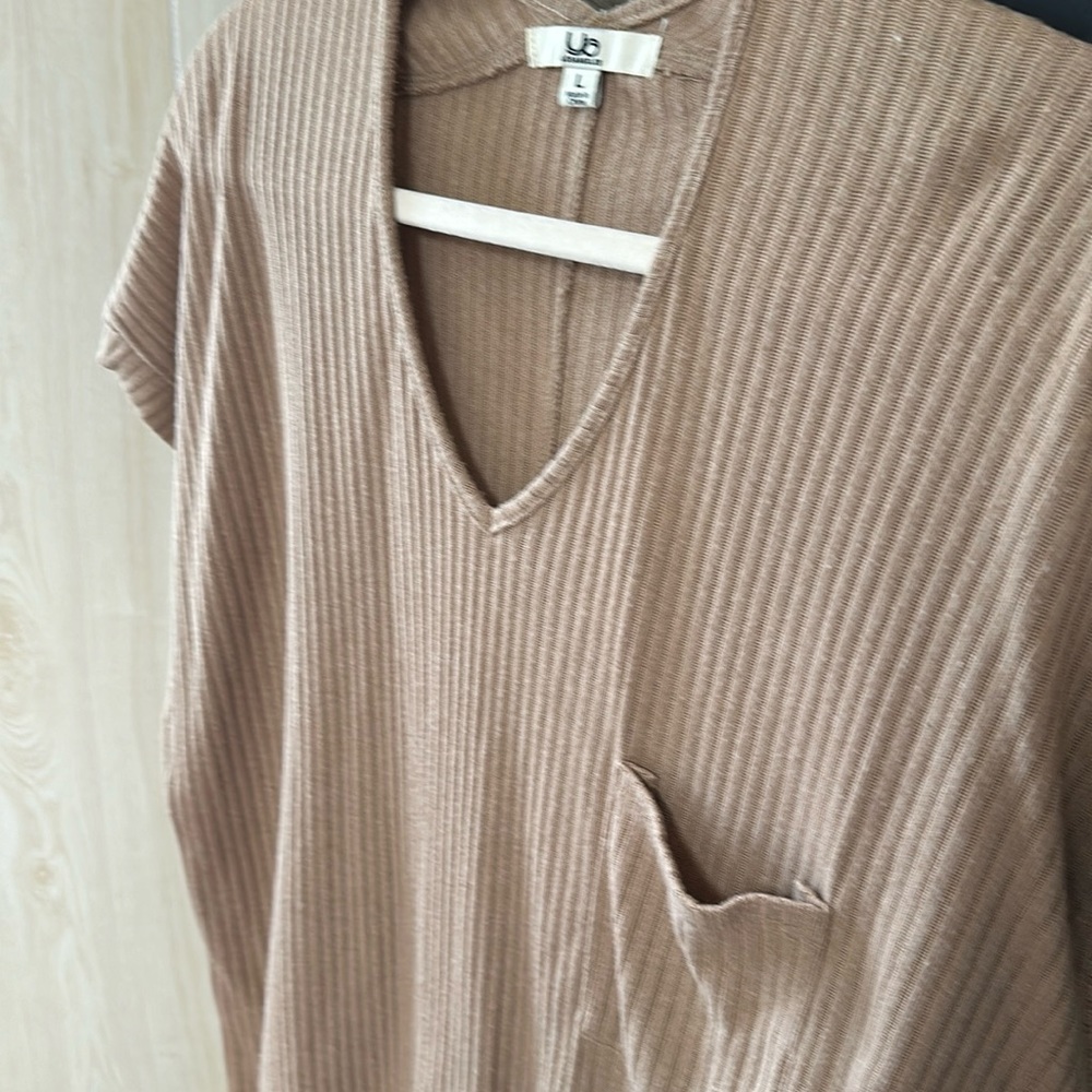 Brown dress